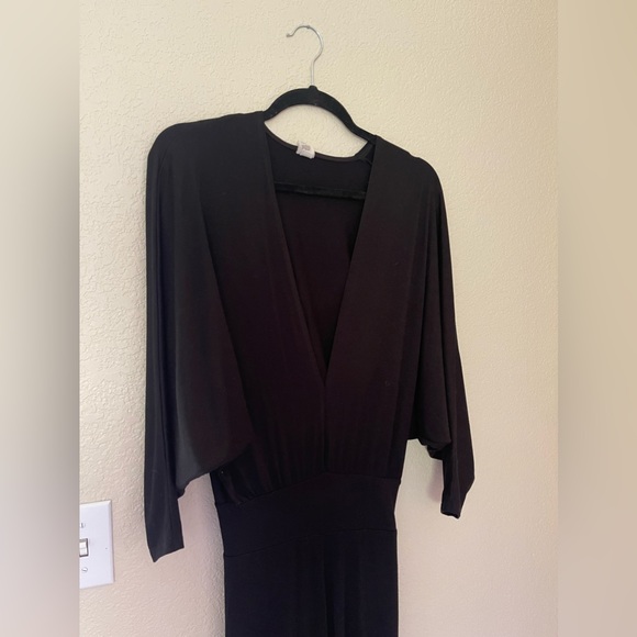 Temple Ro flared Jumpsuit - Picture 4 of 4